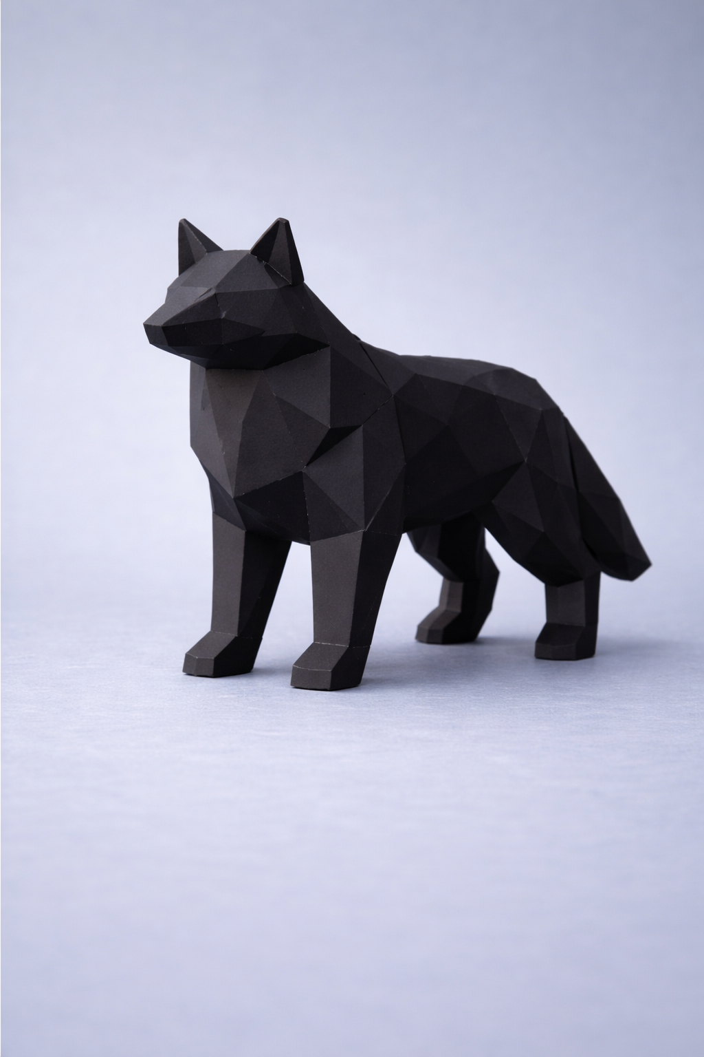 Escultura Lobo Abstrata